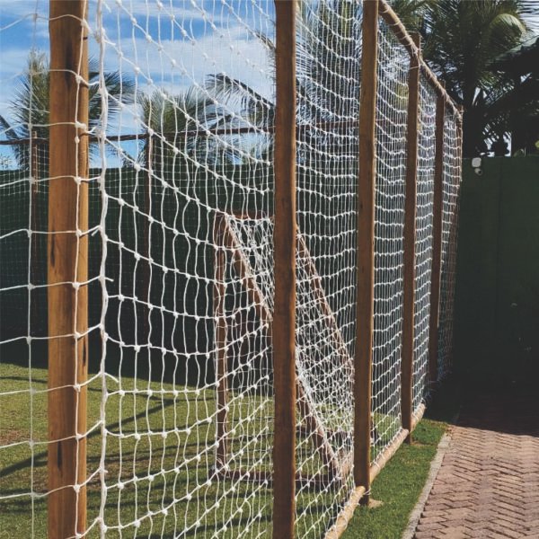 rede-de-protecao-campo-de-futebol-esportiva